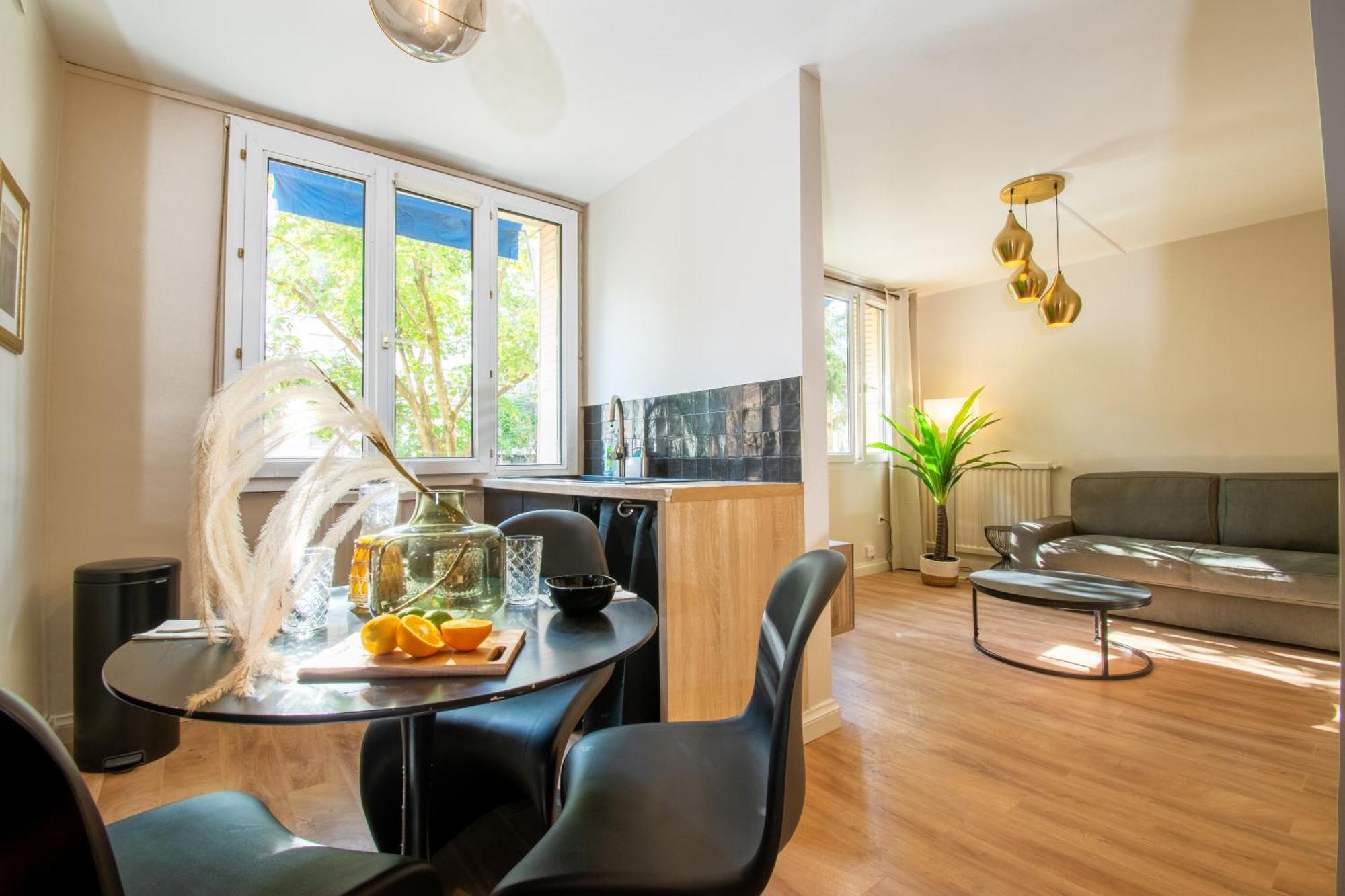 Suite Madison Villeurbanne Eksteriør billede